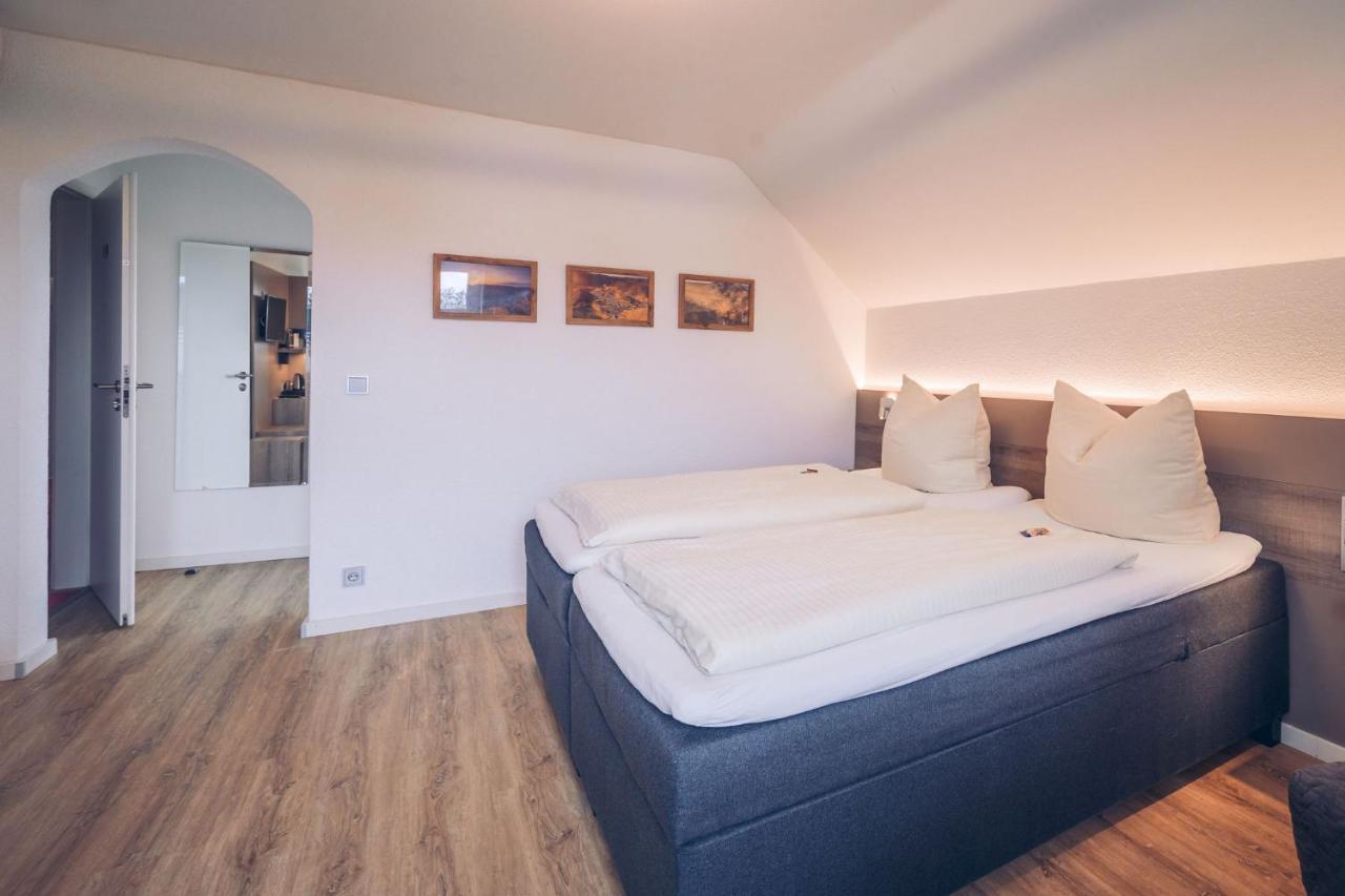 Hotel Kalenborner Hoehe Екстер'єр фото