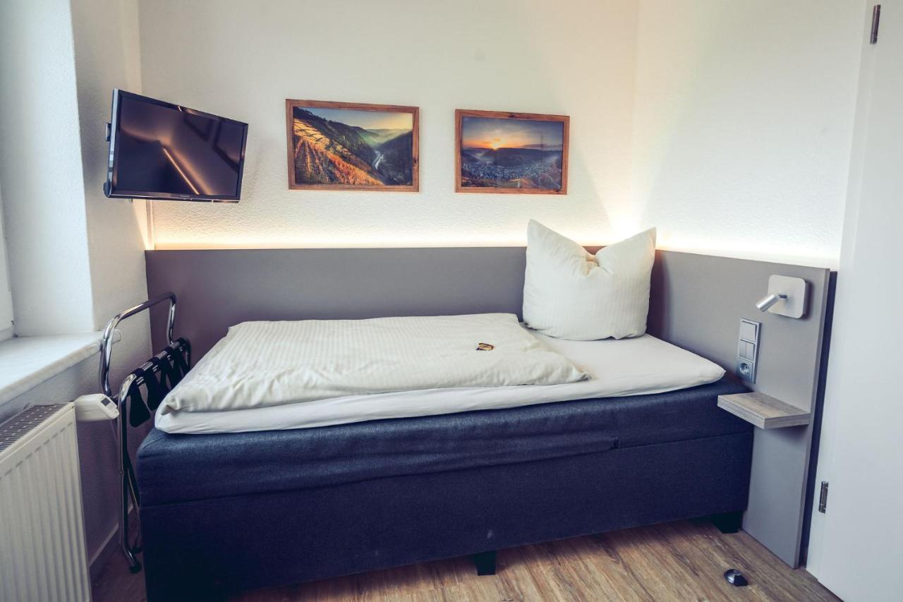 Hotel Kalenborner Hoehe Екстер'єр фото
