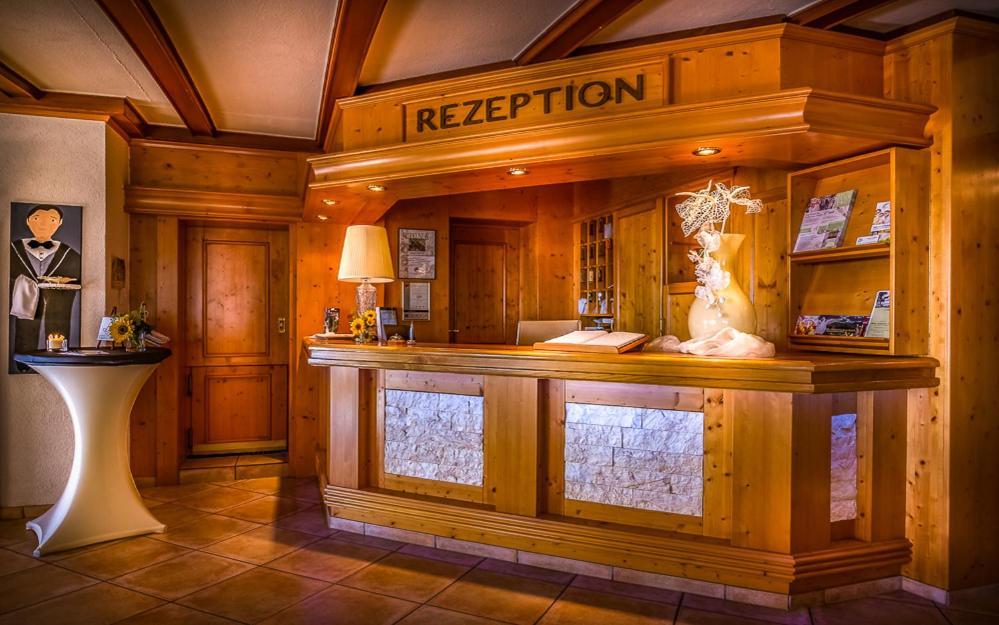 Hotel Kalenborner Hoehe Екстер'єр фото